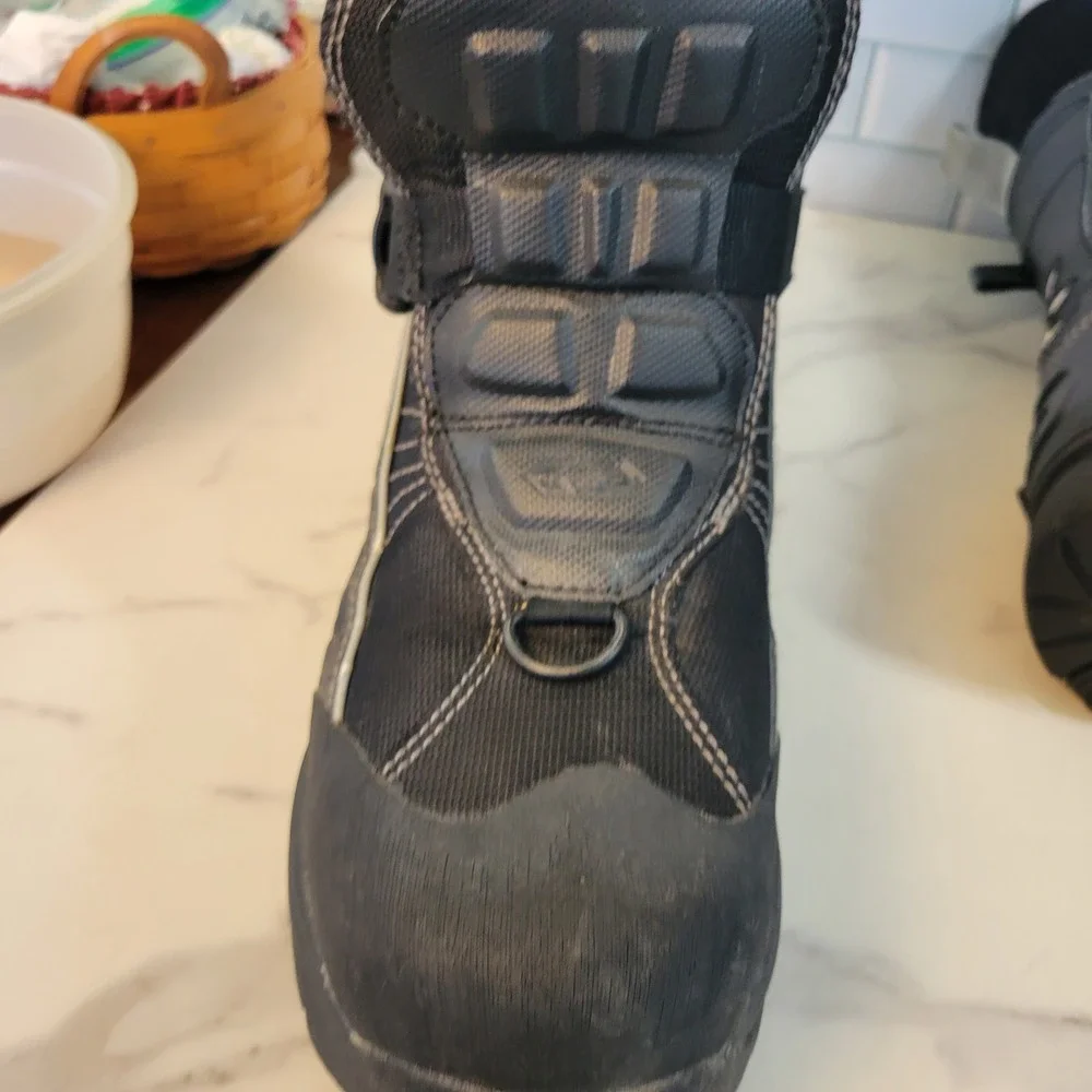 Castle X Barrier 2 Snowmobile Boots Mens 10 Black Dry-X Waterproof Winter Racing